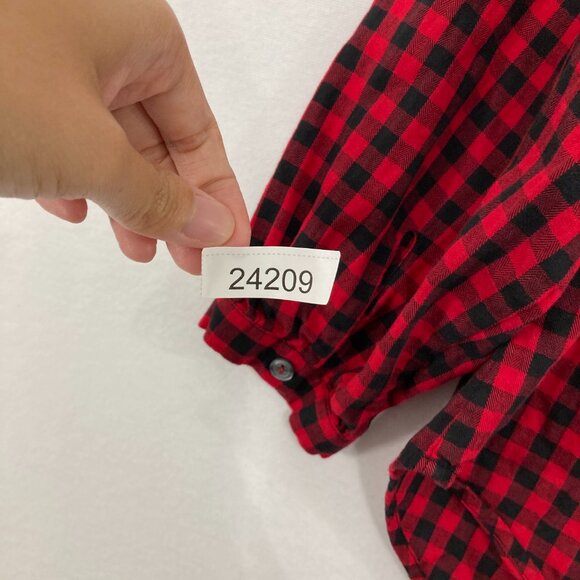 Talbots size 1X Petite Red Black Gingham Plaid Cotton Preppy Button Down - Picture 9 of 9